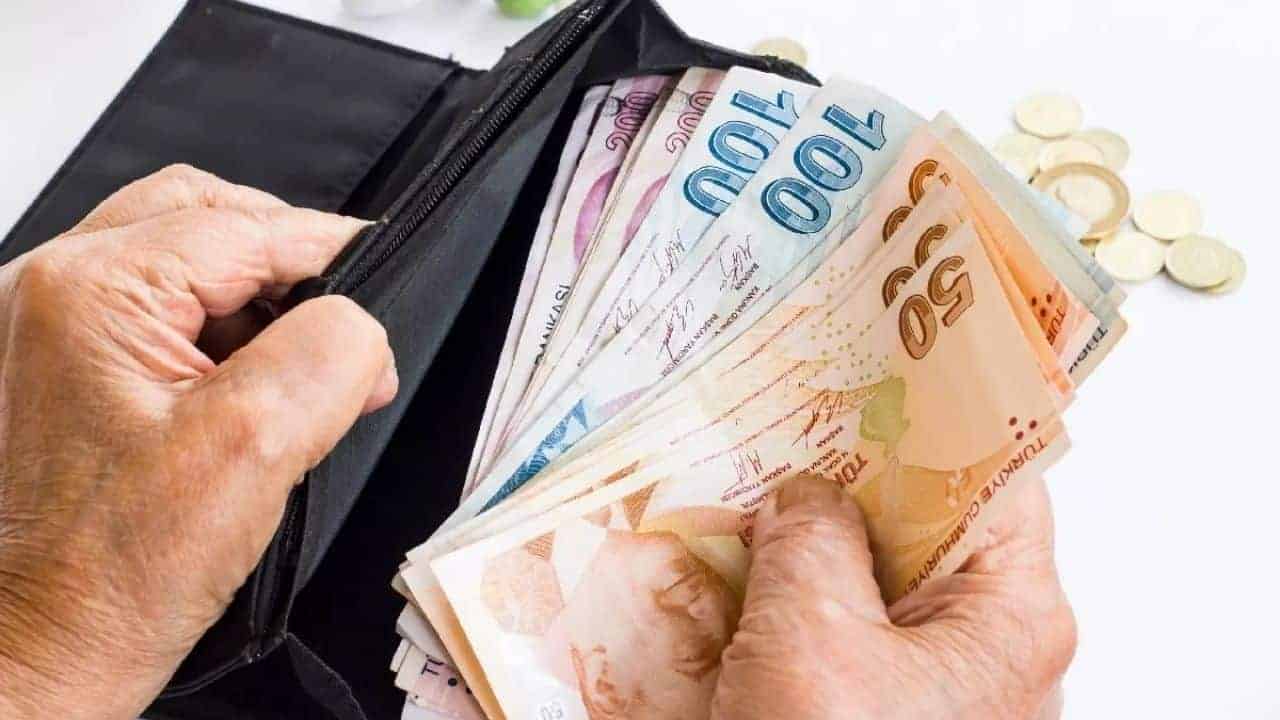 2024 Maaş Artış Tahminleri: Asgari Ücret, Memur ve Emekli Maaşlarına Büyük Yükselişler Geliyor!