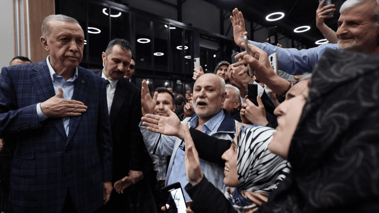 Muhalefet siyasi mevta olacak