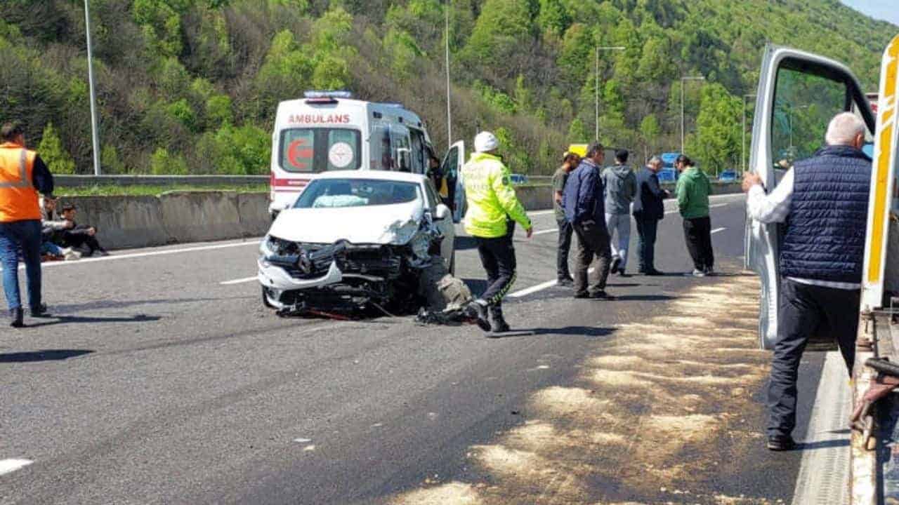 İstanbul yönü bir süre ulaşıma kapandı