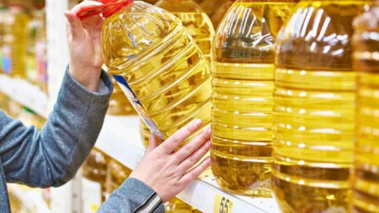 Migros Ayçiçek yağı 2’li alımlarda 5 litresi 115 TL