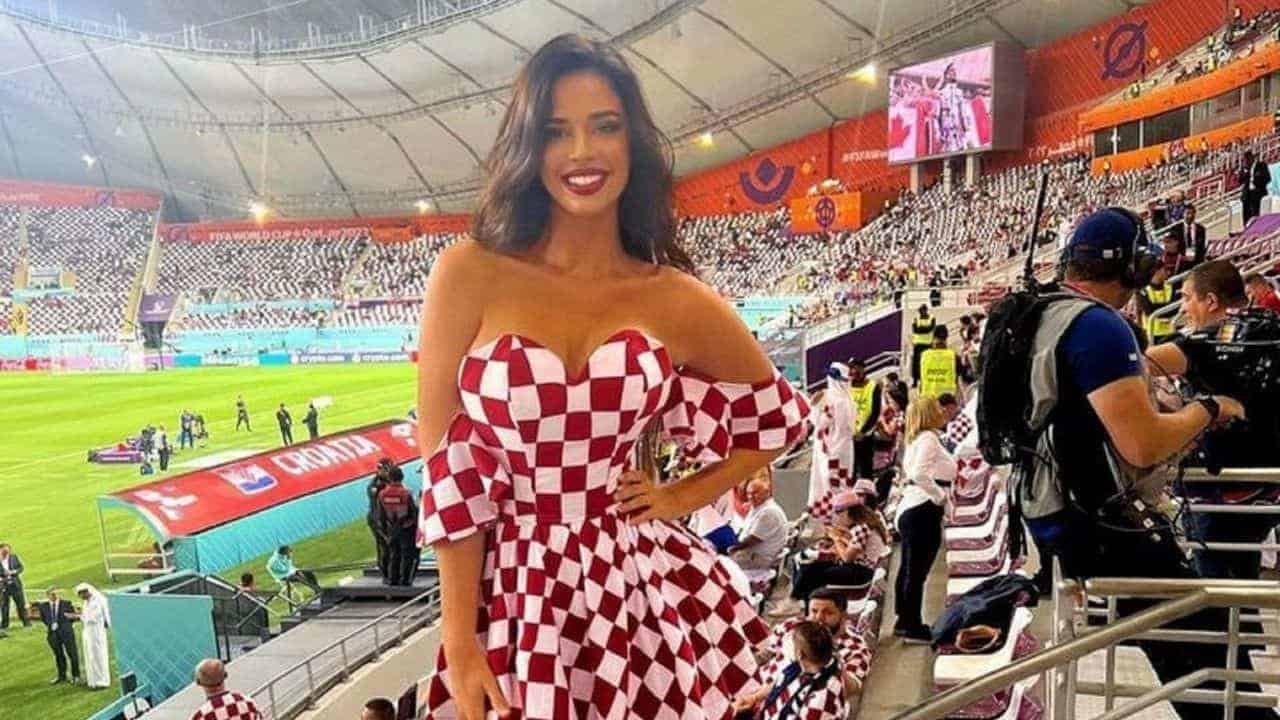 Ivana Knoll kıyafetiyle Formula 1’e damga vurdu!