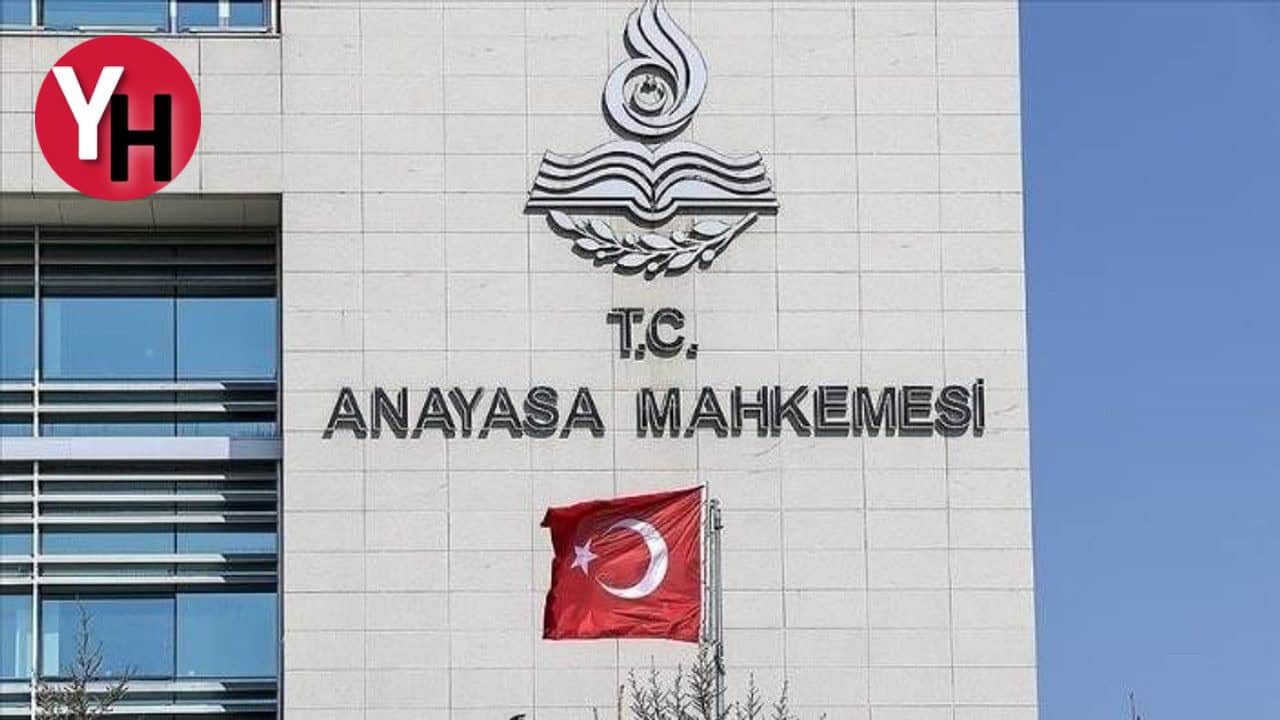 AYM ve Diğer Davalar Arasındaki Zamanlama