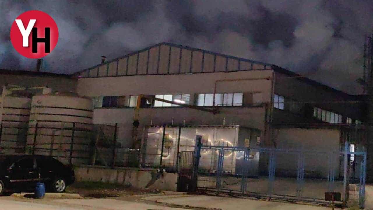 Bursa’daki Tekstil Fabrikasında Büyük Yangın Korkusu!