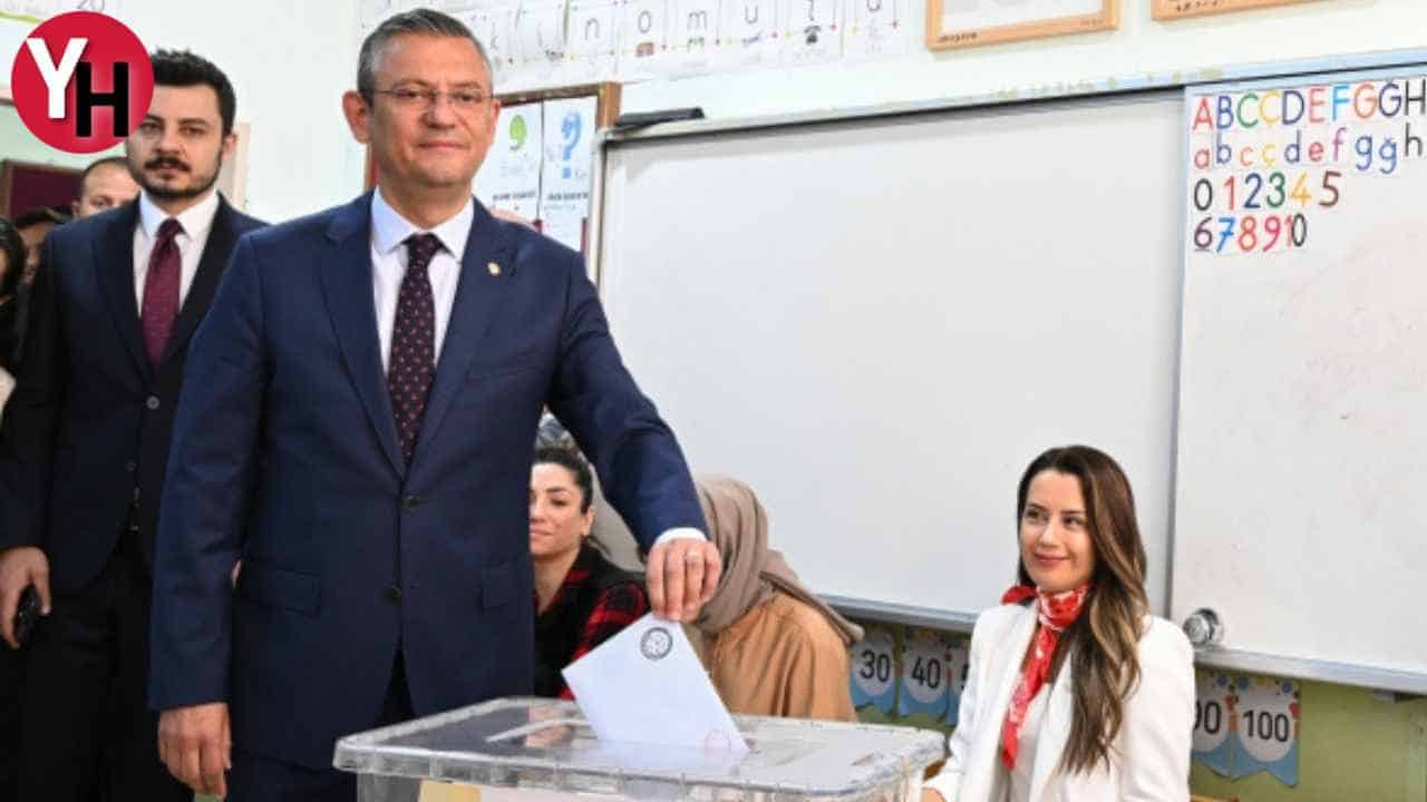 Liderler Yerel Seçim İçin Oylarını Kullanmaya Başladı
