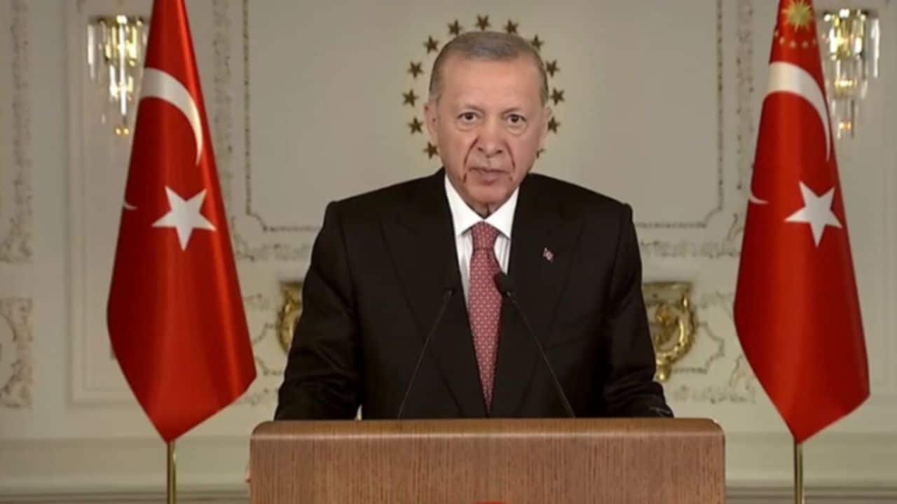 Depremzedelere Hizmet ve Kentsel Dönüşüm: Cumhurbaşkanı Erdoğan’ın Mesajlar