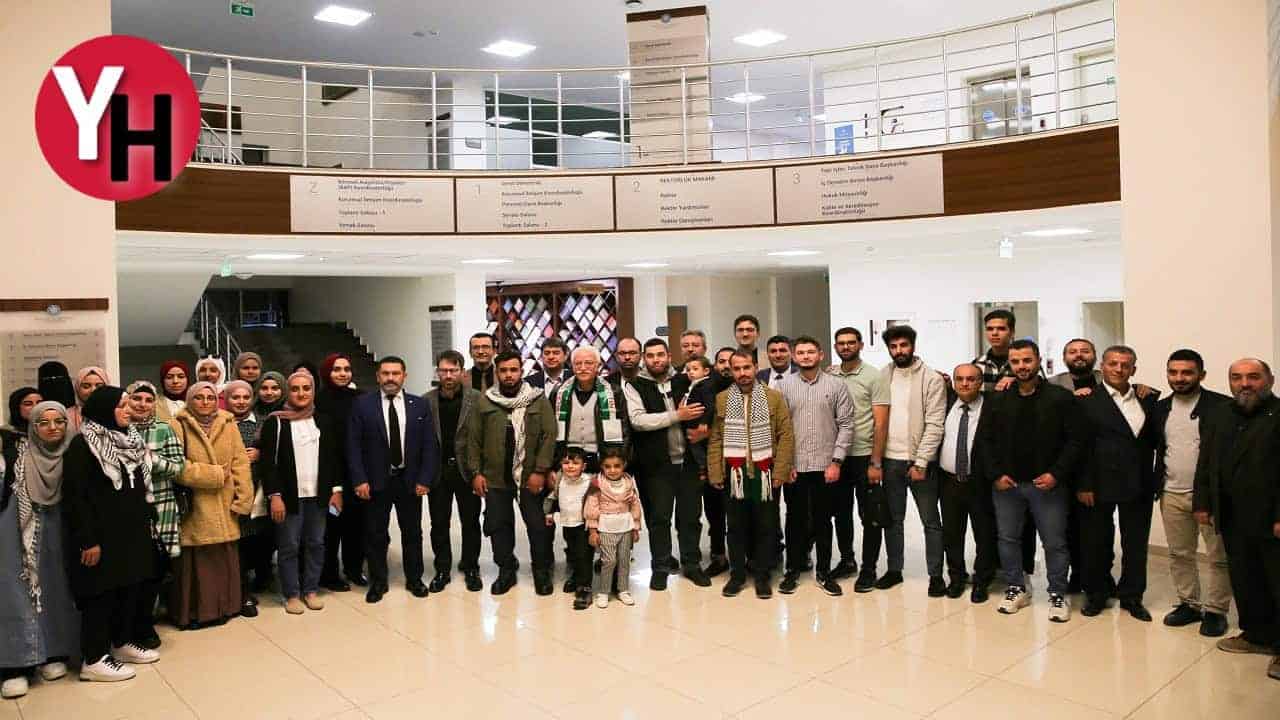 Filistin halkı dostumuz, kardeşimizdir, Filistinli öğrencilerimiz de bize emanettir