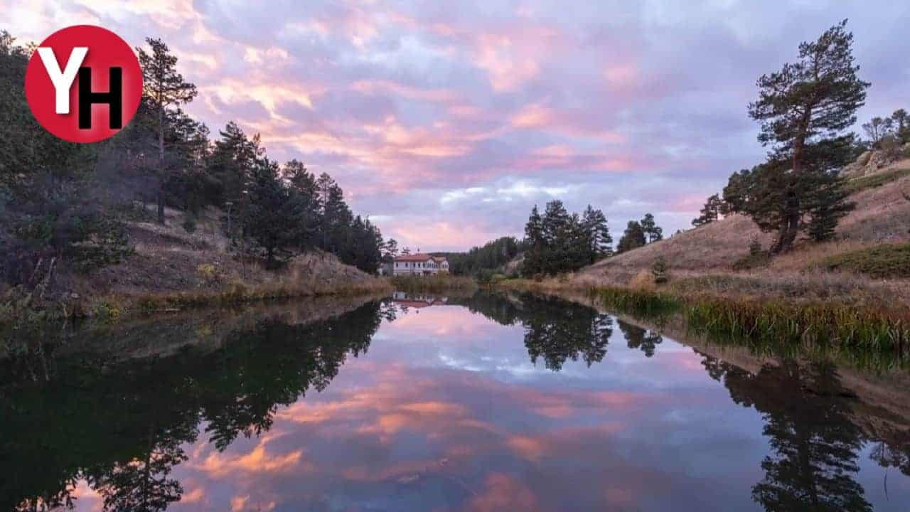 Göldeki Büyülü Dans 1 Gün Time-Lapse