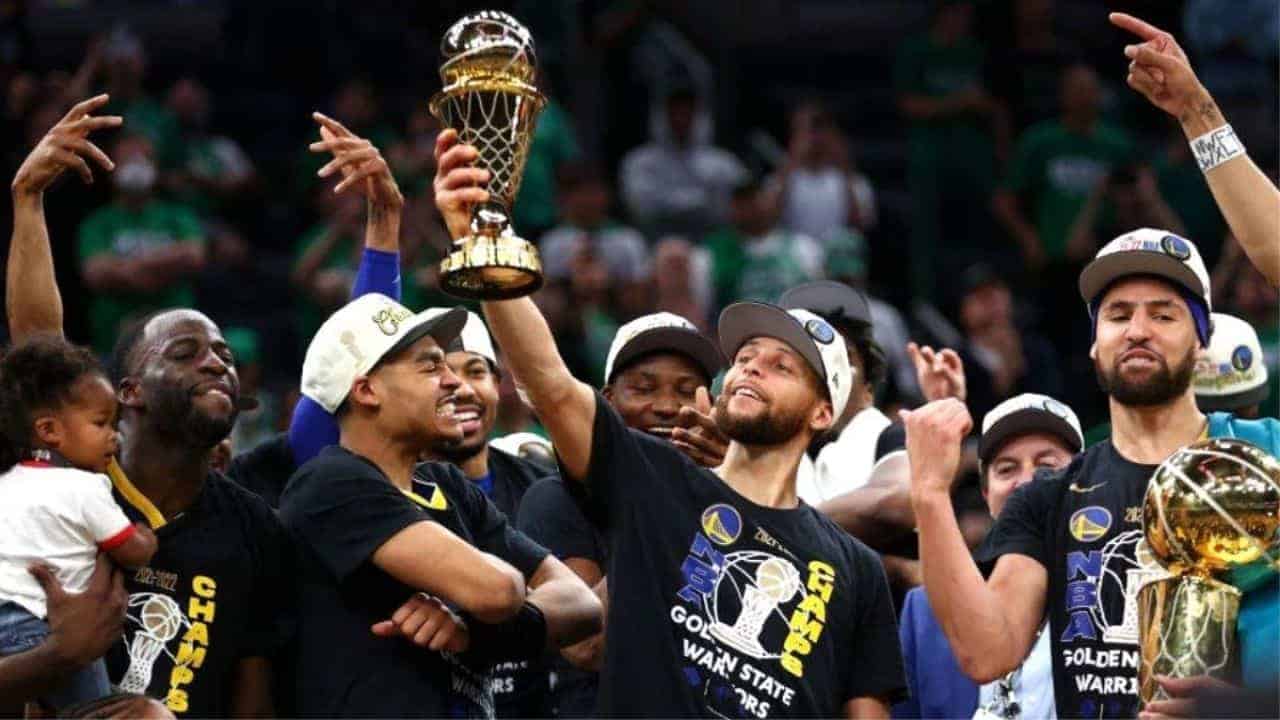 Golden State Warriors, NBA Finallerinde Şampiyonluğa Ulaştı