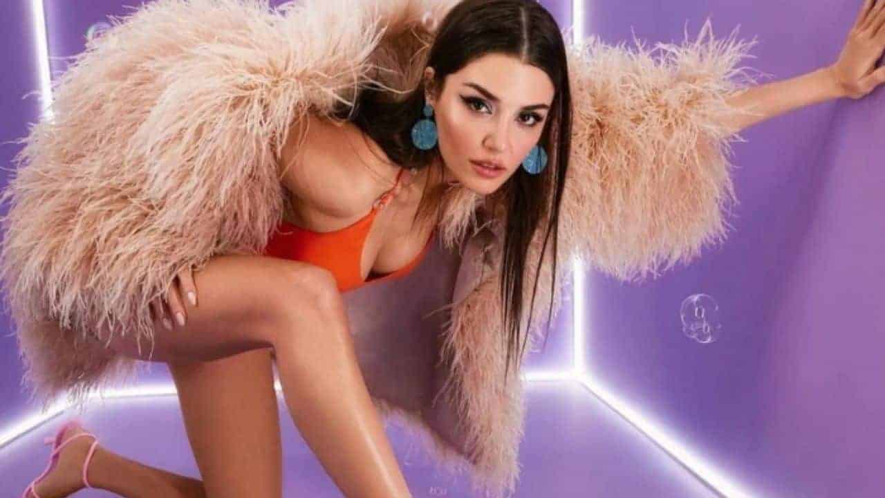 Hande Erçel: Türkiye’nin Parlayan Yıldızı