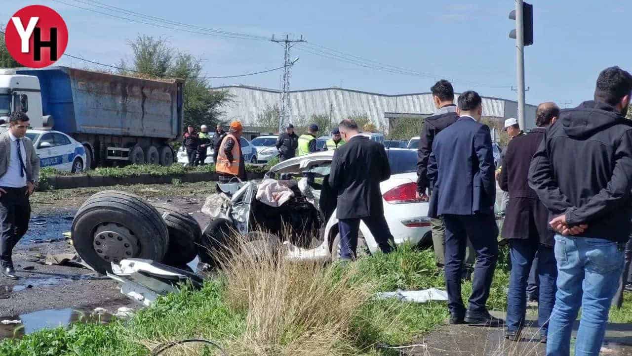 Hatay’da Facia: Tır ve Otomobil Çarpıştı, Çok Sayıda Ölü ve Yaralı Var
