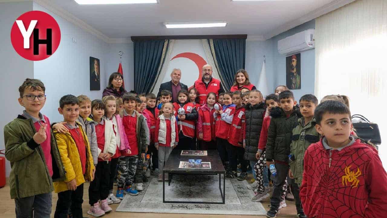 İlkokul öğrencileri harçlıklarını Gazze’ye bağışladı