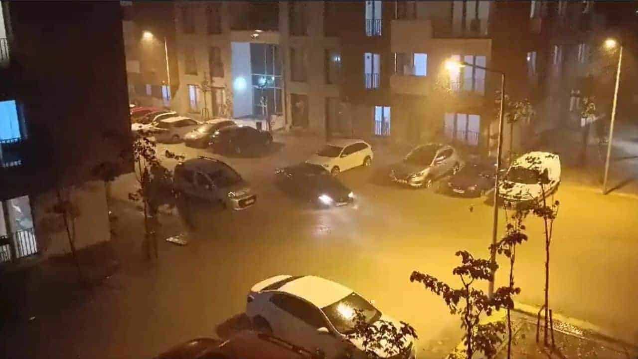 İstanbul’da Şiddetli Yağışlar ve Sel Felaketi