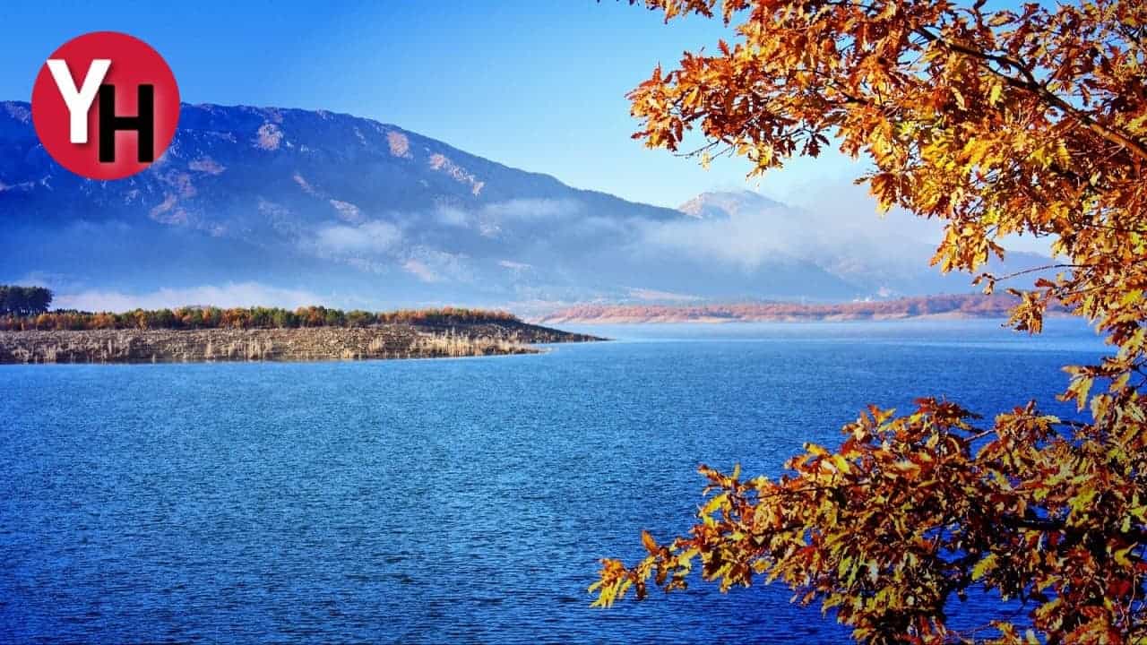 Adatepe Barajı, Sonbaharın Büyüleyici Manzaralarını Sunuyor