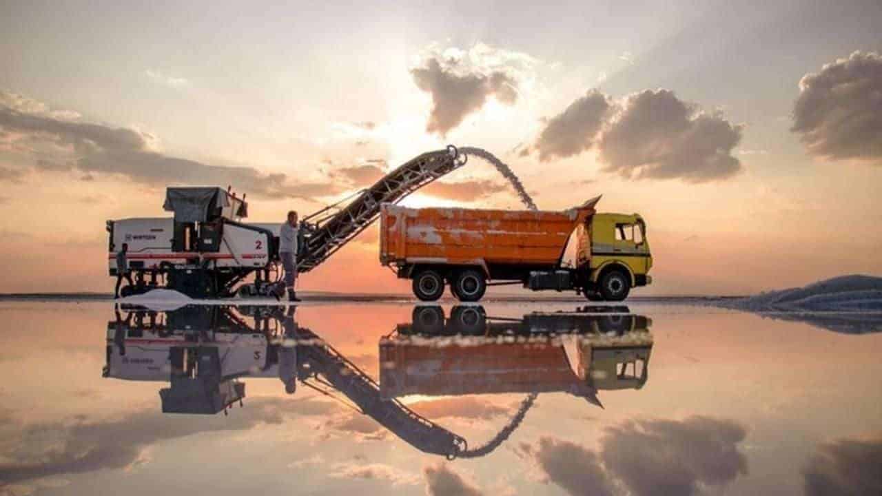 Konya E-ticaret ve E-İhracatta İlk 10 Şehir Arasına Girdi!
