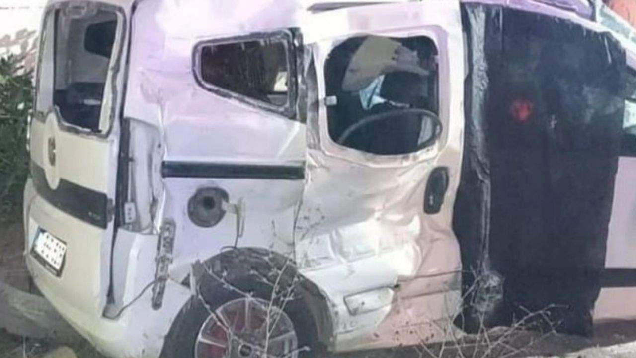 Osmaniye’de Akaryakıt Tankeri ile Hafif Ticari Araç Çarpıştı, 4 Kişi Hayatını Kaybetti