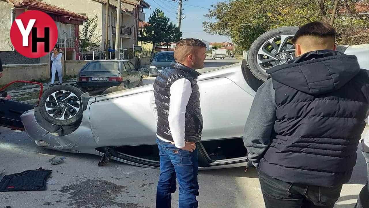 Park Halindeki Araçla Çarpışma Anı!