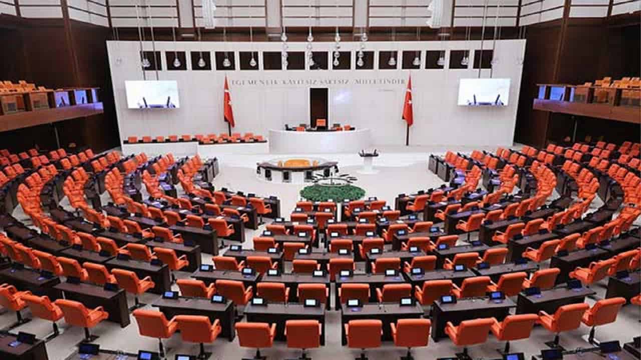 TBMM Başkanlığı seçiminde ilk tur tamamlandı, hiçbir aday yeterli çoğunluğa ulaşamadı