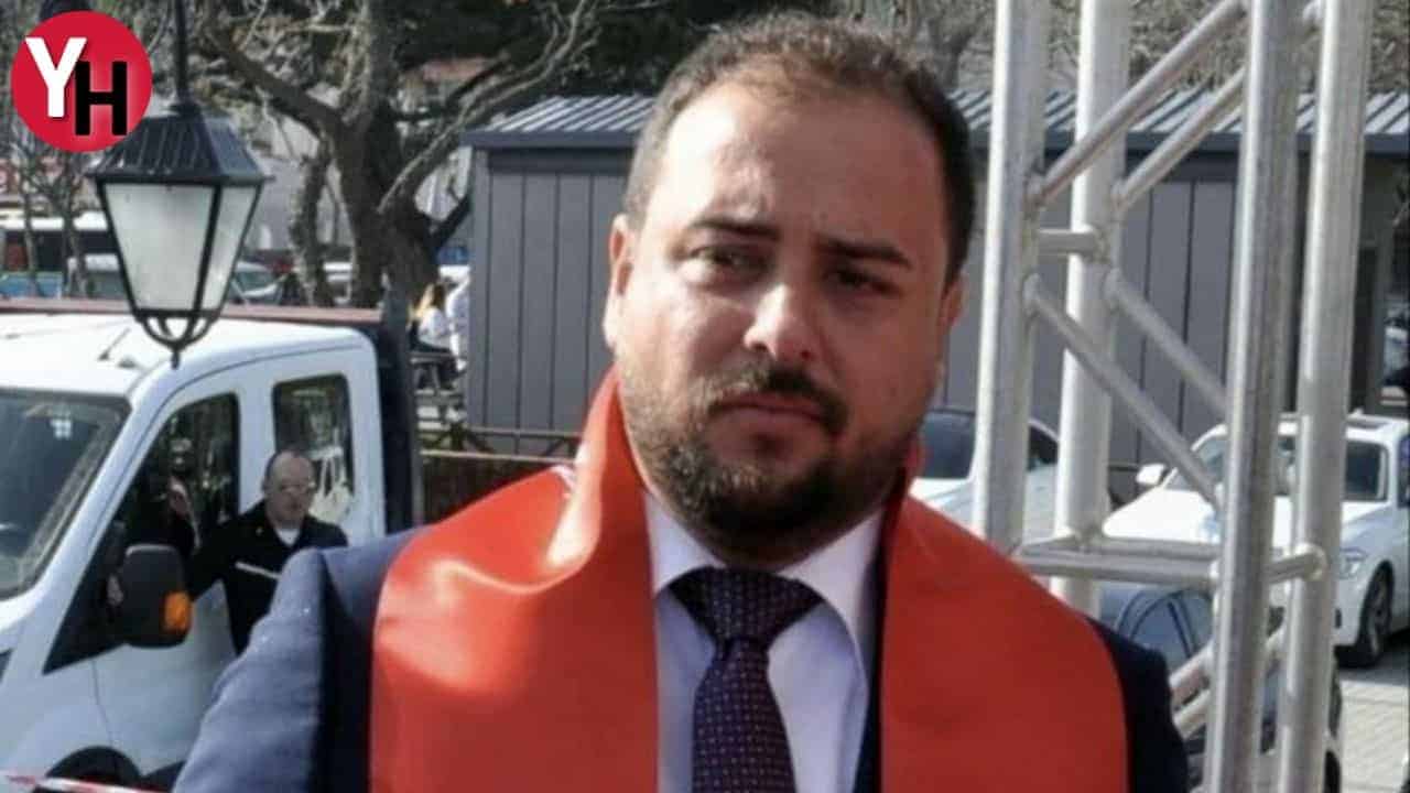 CHP’li Meclis Üyesine 3 Kişi Tarafından Yanağından Vuruldu! Mustafa Can Ekiciler Kimdir? Kaç Yaşındadır?