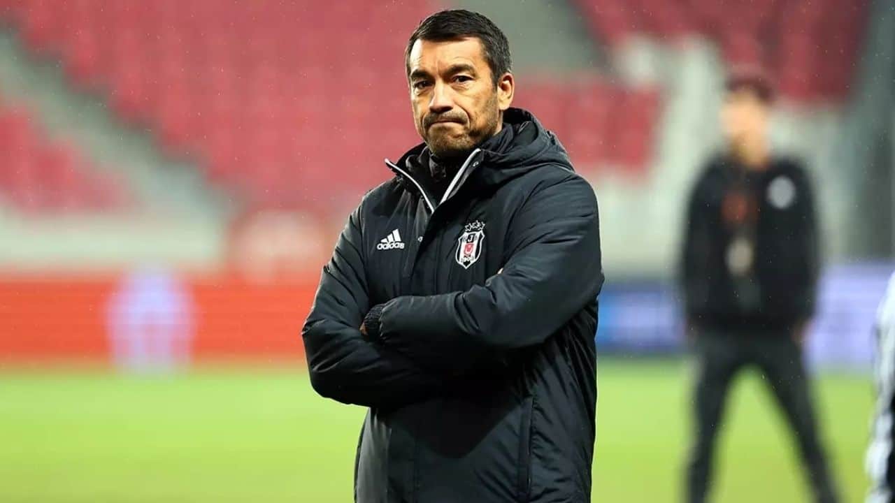 Beşiktaş’ta Giovanni van Bronckhorst Dönemi Sona Erdi