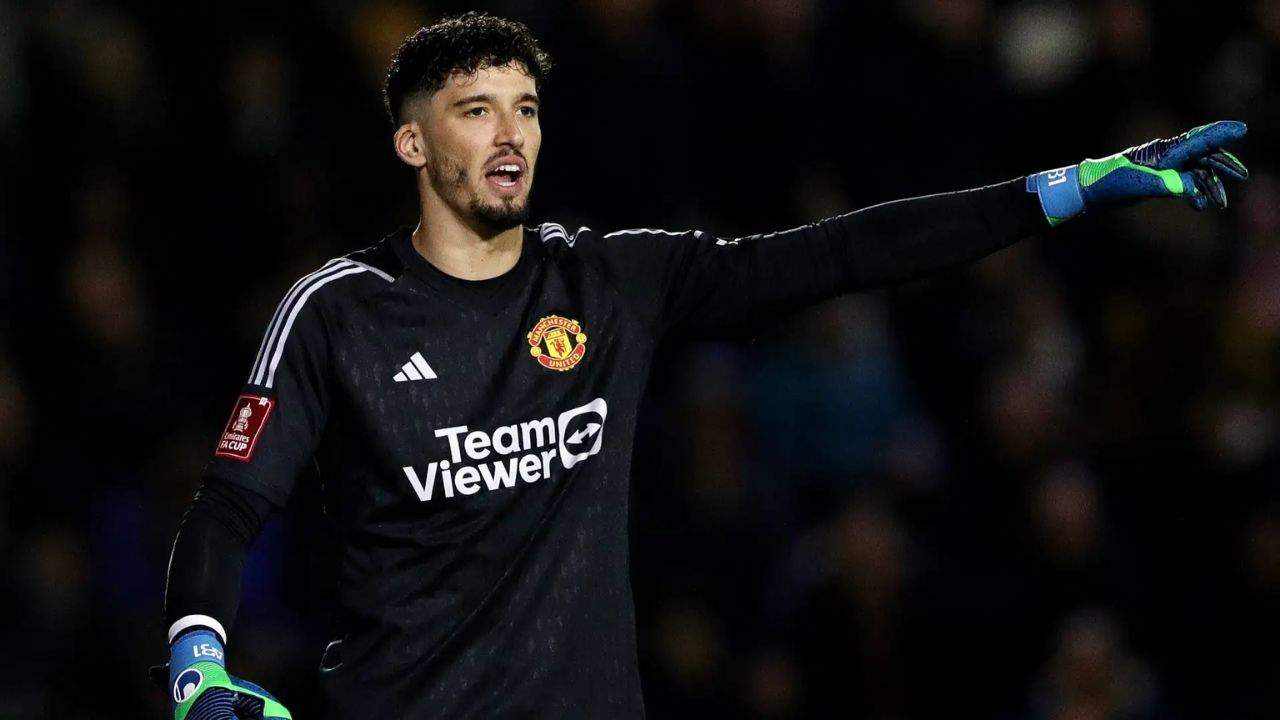 Manchester United’dan Altay Bayındır’a Üzen Haber! Fenerbahçe Detayı Dikkat Çekti