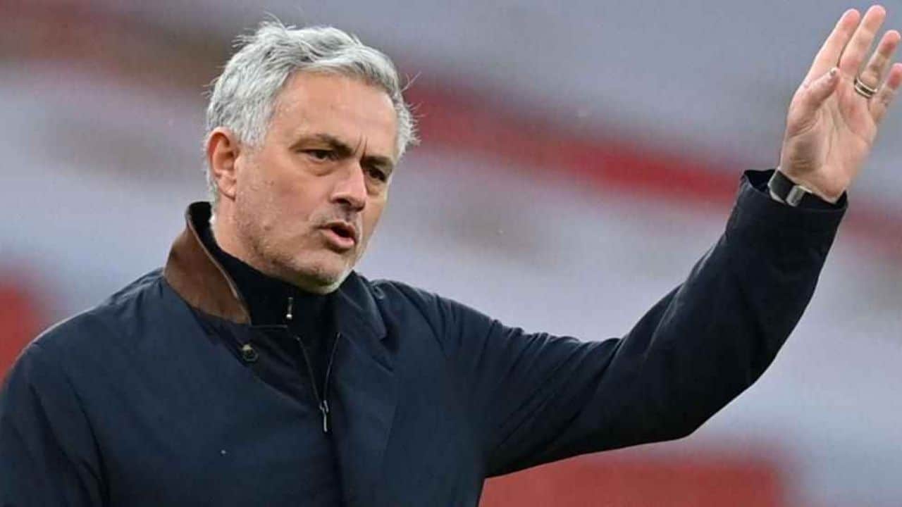 Mourinho’nun İstemediği Dünyaca Ünlü Golcü: Robert Lewandowski İddiası