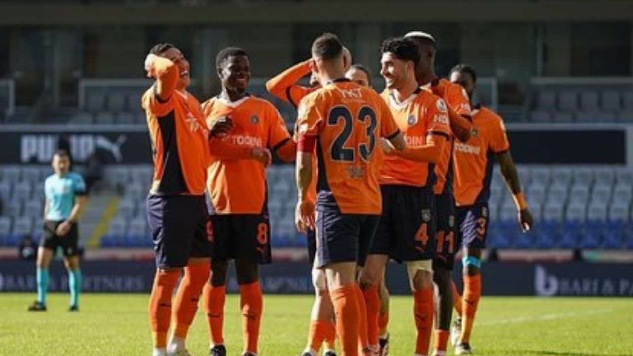 Başakşehir, Rizespor’u 2-0’lık Skorla Geçti: Maç Özeti ve Goller