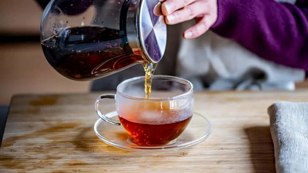 Çay Nasıl Demlenir? En Lezzetli Çay Tarifi ve Püf Noktaları