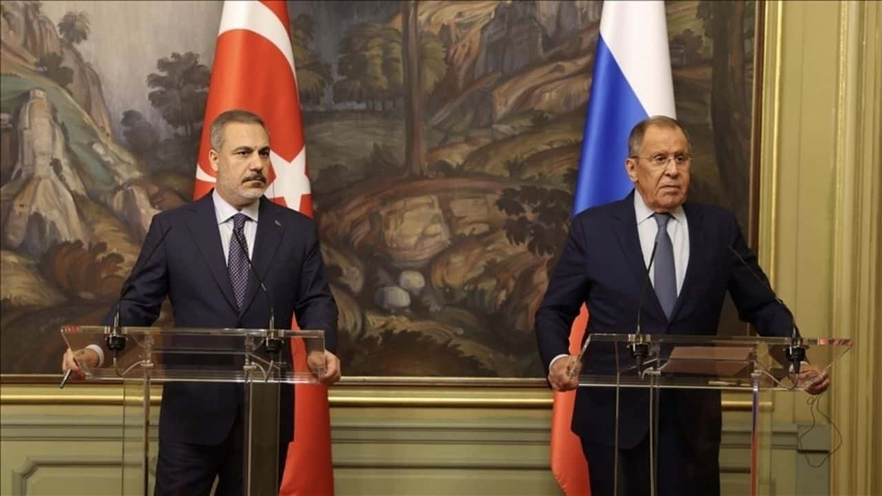 Dışişleri Bakanı Hakan Fidan, Rus Mevkidaşı Sergey Lavrov ile Telefonda Görüştü
