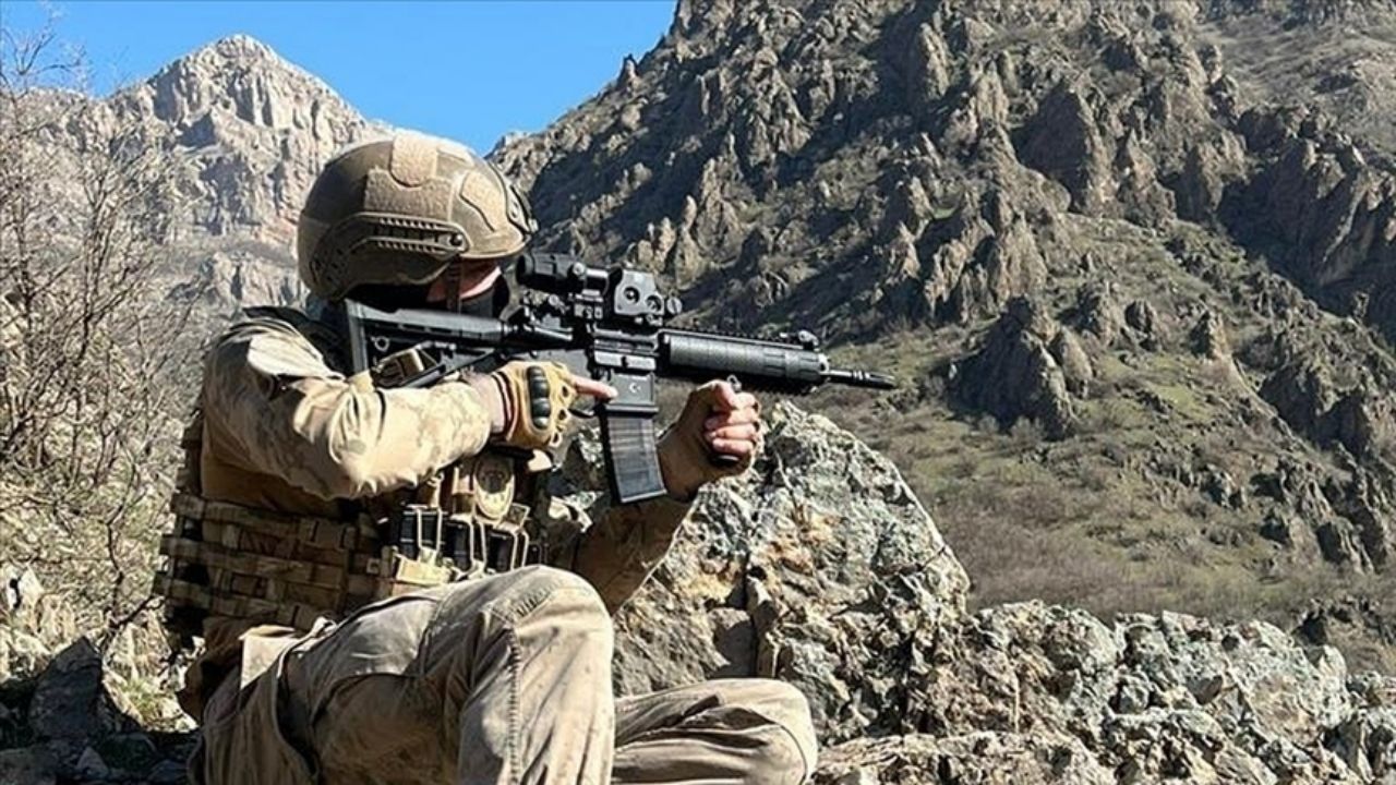 irak'ın kuzeyinde pençe kilit operasyonu 4 pkk'lı terörist etkisiz hale getirildi