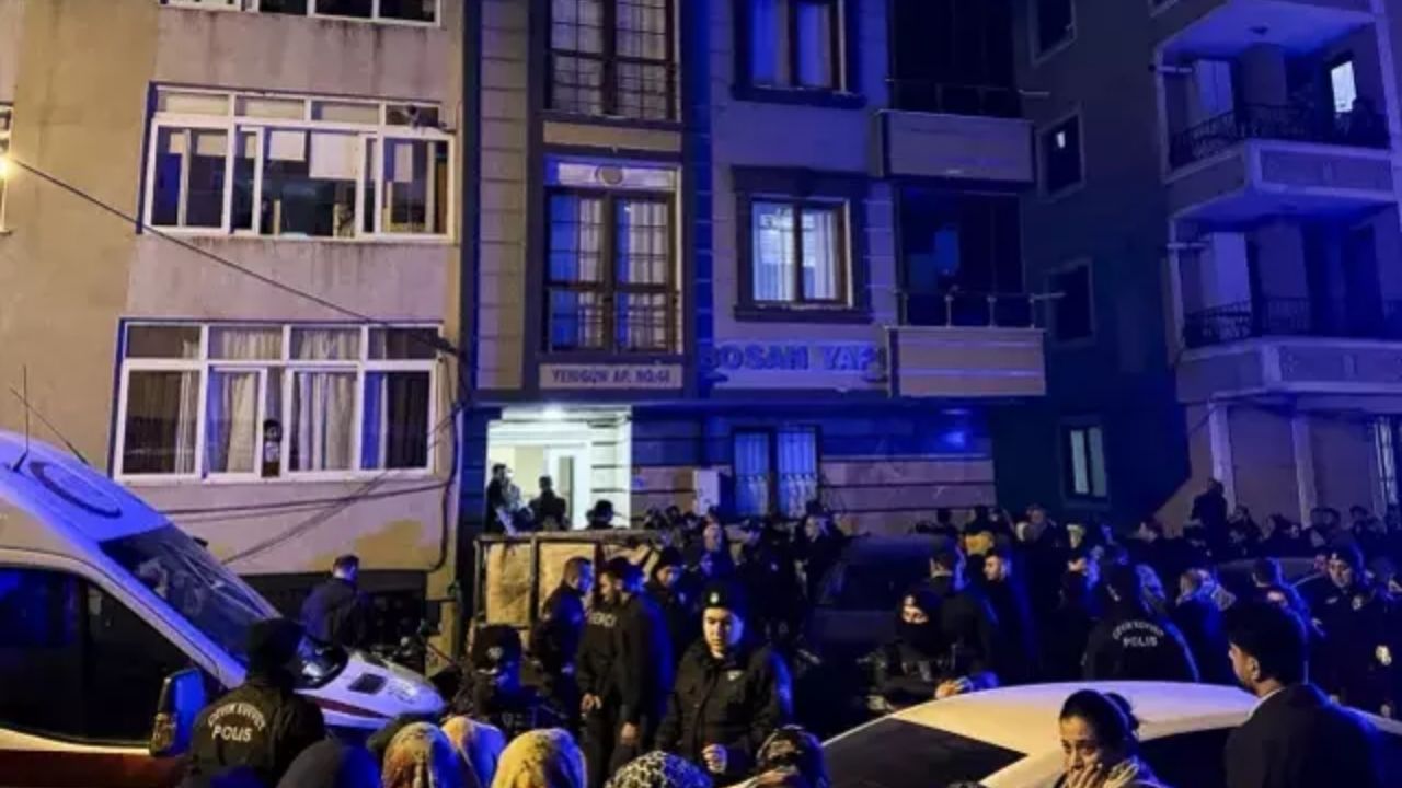 İstanbul eyüpsultan’da aile katliamı 17 yaşındaki b.y. gözaltına alındı