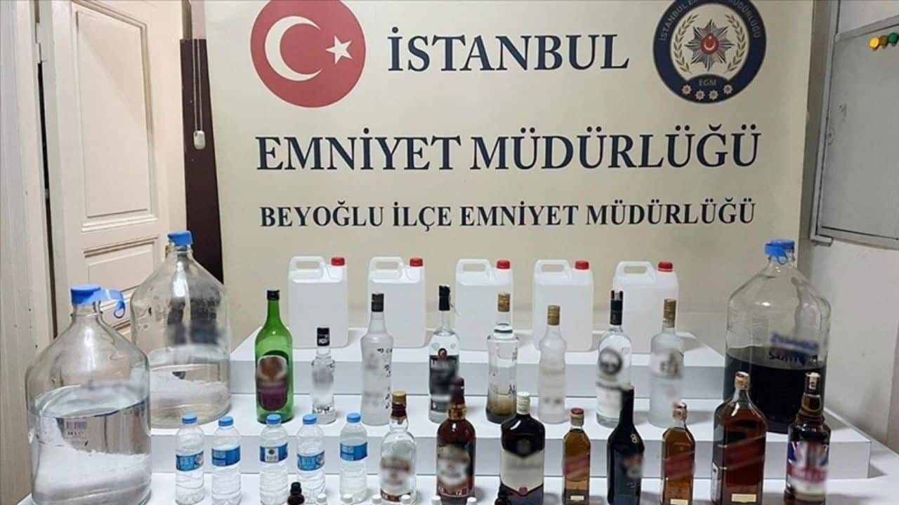 İstanbul’da Sahte İçki Üreten Dükkan Sahibi Tutuklandı: 72 Litre Sahte İçki Ele Geçirildi