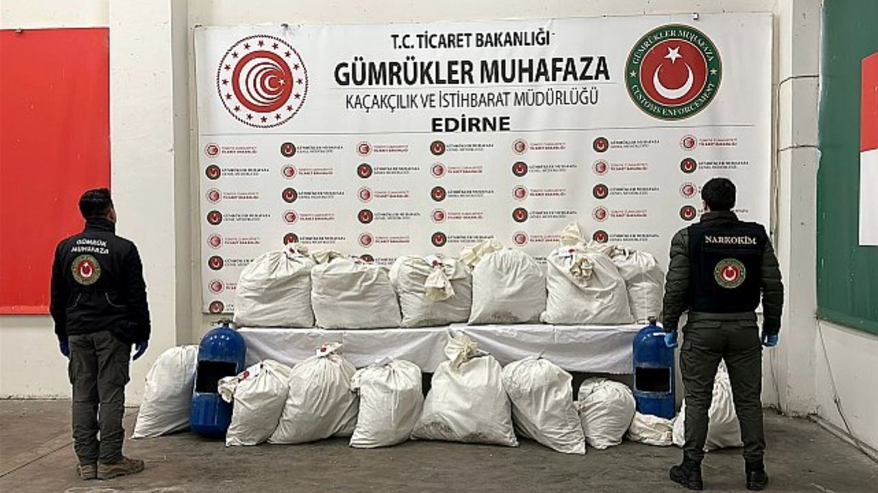 kapıkule sınır kapısı'nda uyuşturucu operasyonu 217 kilogram uyuşturucu ele geçirildi