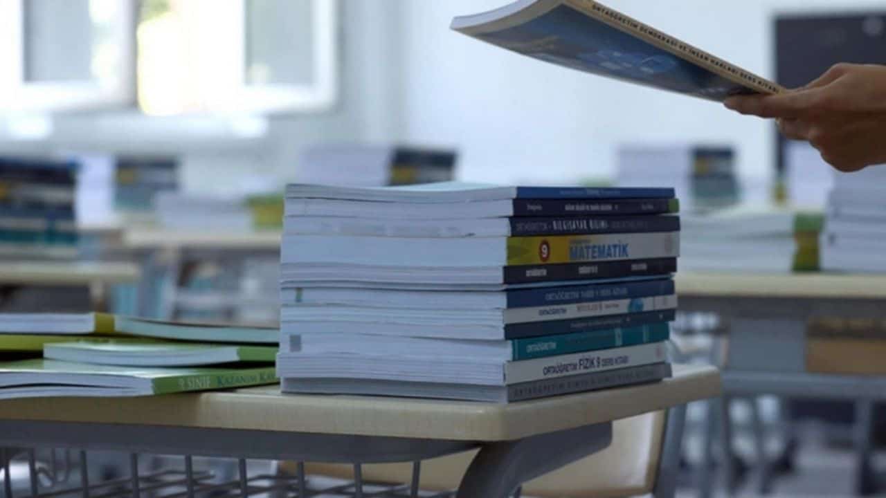 Özel Okullarda Artık Kitap Ücreti Alınamayacak: Velilere Büyük Müjde!
