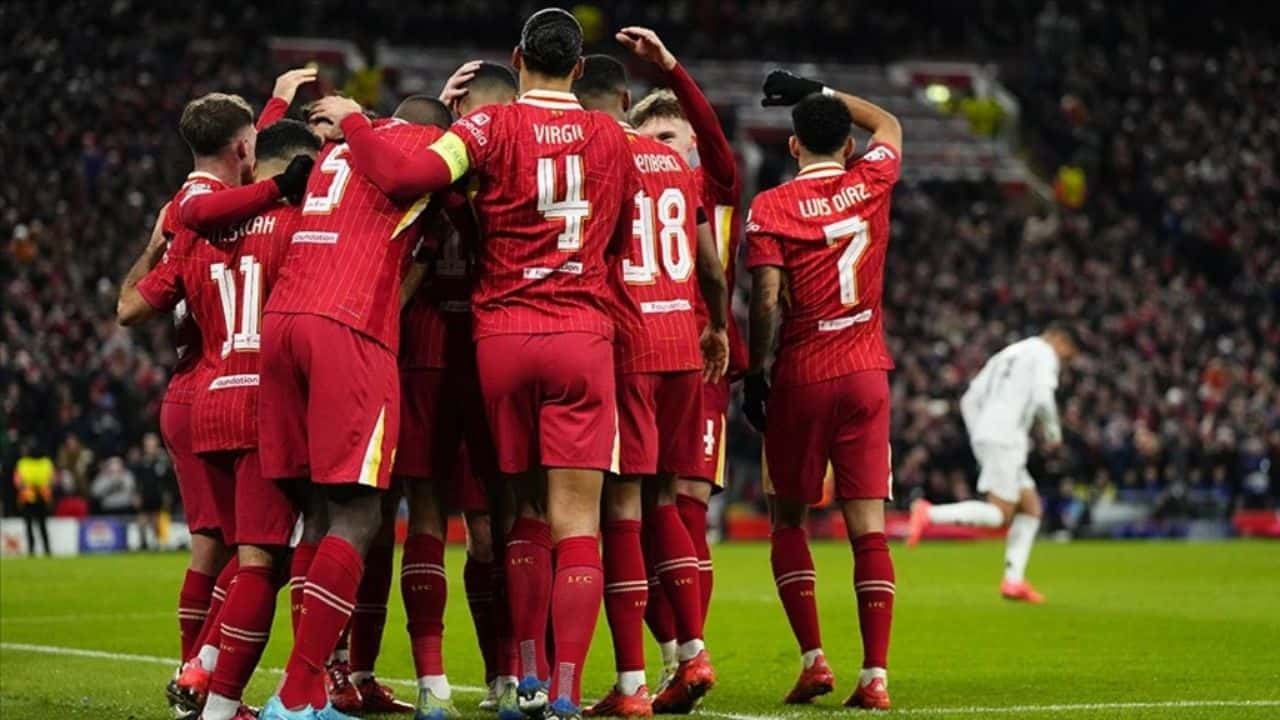 Premier Lig’de Liverpool Zirvede Kalıyor: Avrupa Futbolunda Son Durum