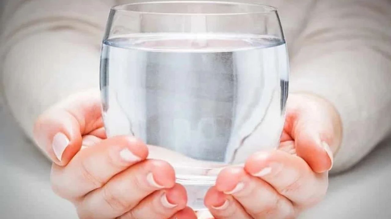 su İçmenin sağlığınıza olan 7 etkisi daha İyi bir yaşam İçin her gün yeterince su İçtiğinizden emin olun