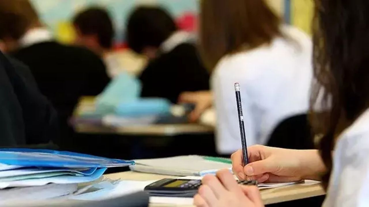6 Şubat 2025'te hangi İllerde okullar tatil edildi hatay ve adıyaman'da okullar tatil mi