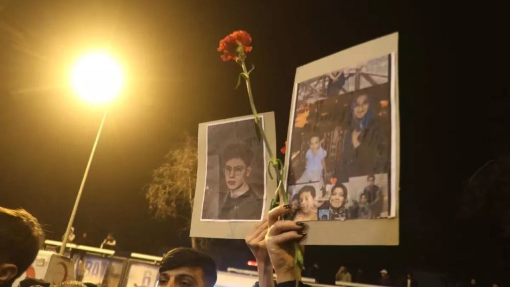 adıyaman'da depremin 2. yılında 'sessiz' yürüyüş
