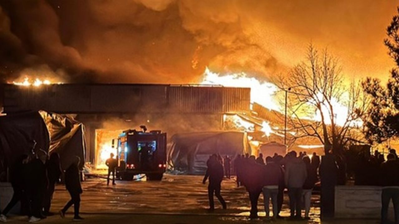 Afyonkarahisar Valisi Fabrika Yangını Hakkında Açıklama
