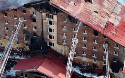 Bakanlık, 78 Kişinin Öldüğü Otelin Kaçak Olduğu İddialarını Reddetti