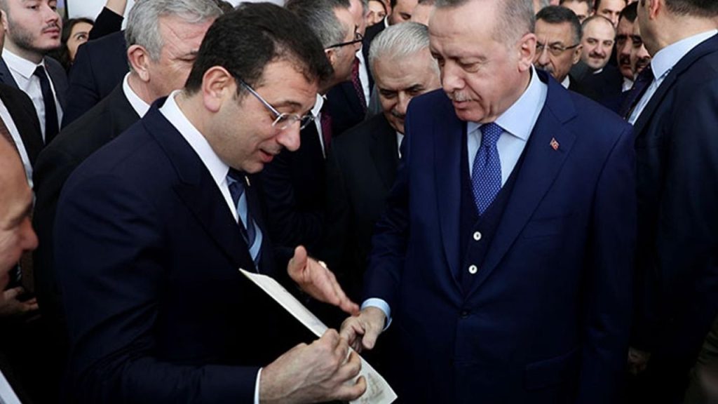 erdoğan, İmamoğlu'na billboard yüklü mesajıyla tepki gösterdi