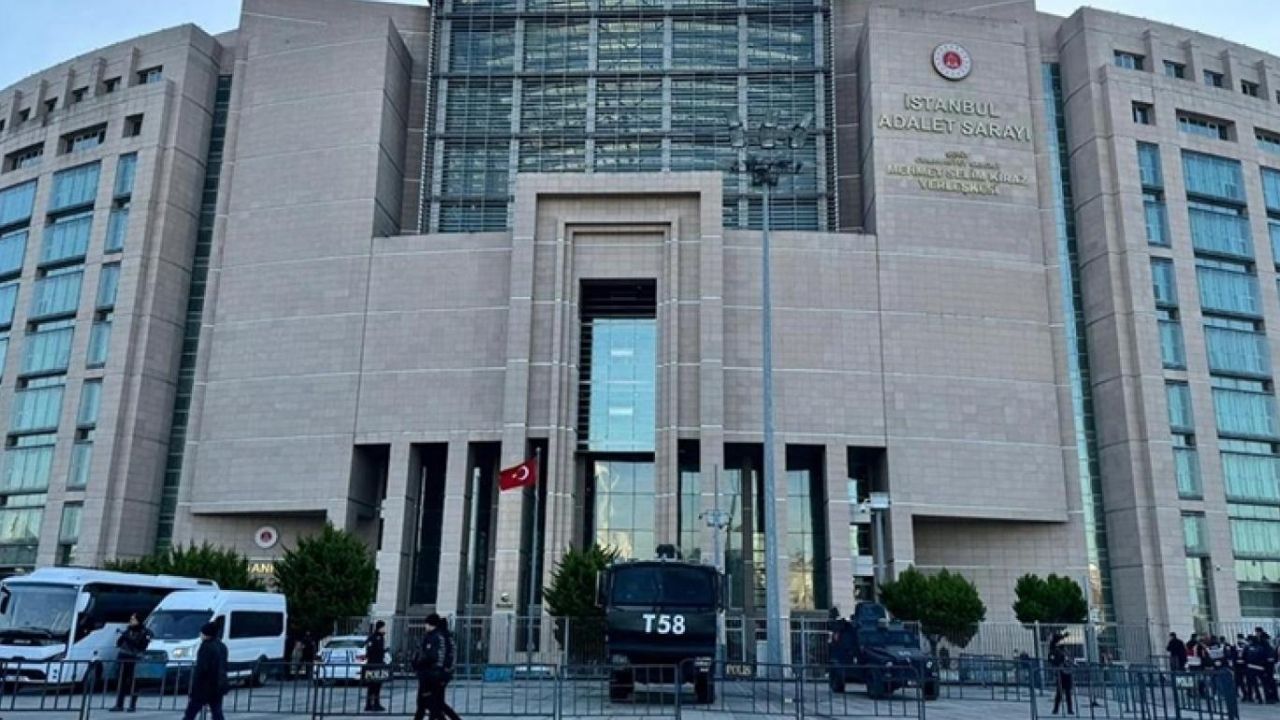 İstanbul'da CHP'li Belediyelere Terör Soruşturması