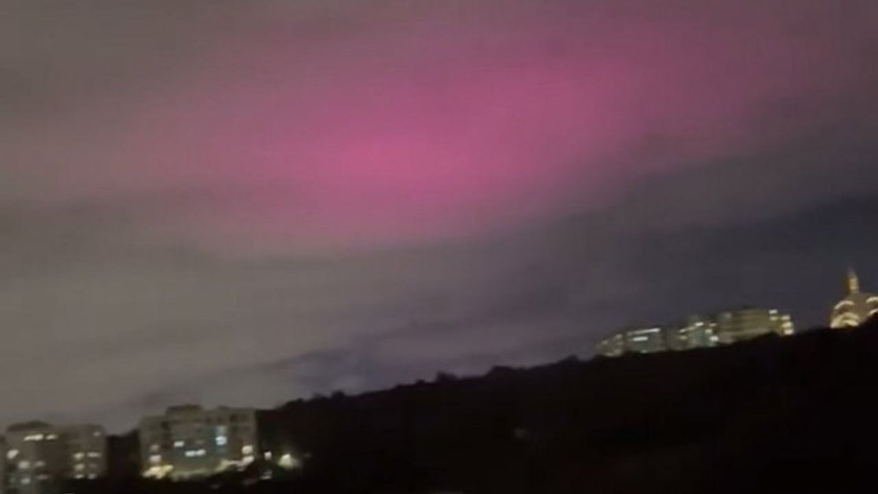 İstanbul'da Pembe Bulutların Sırrı Aydınlatıldı