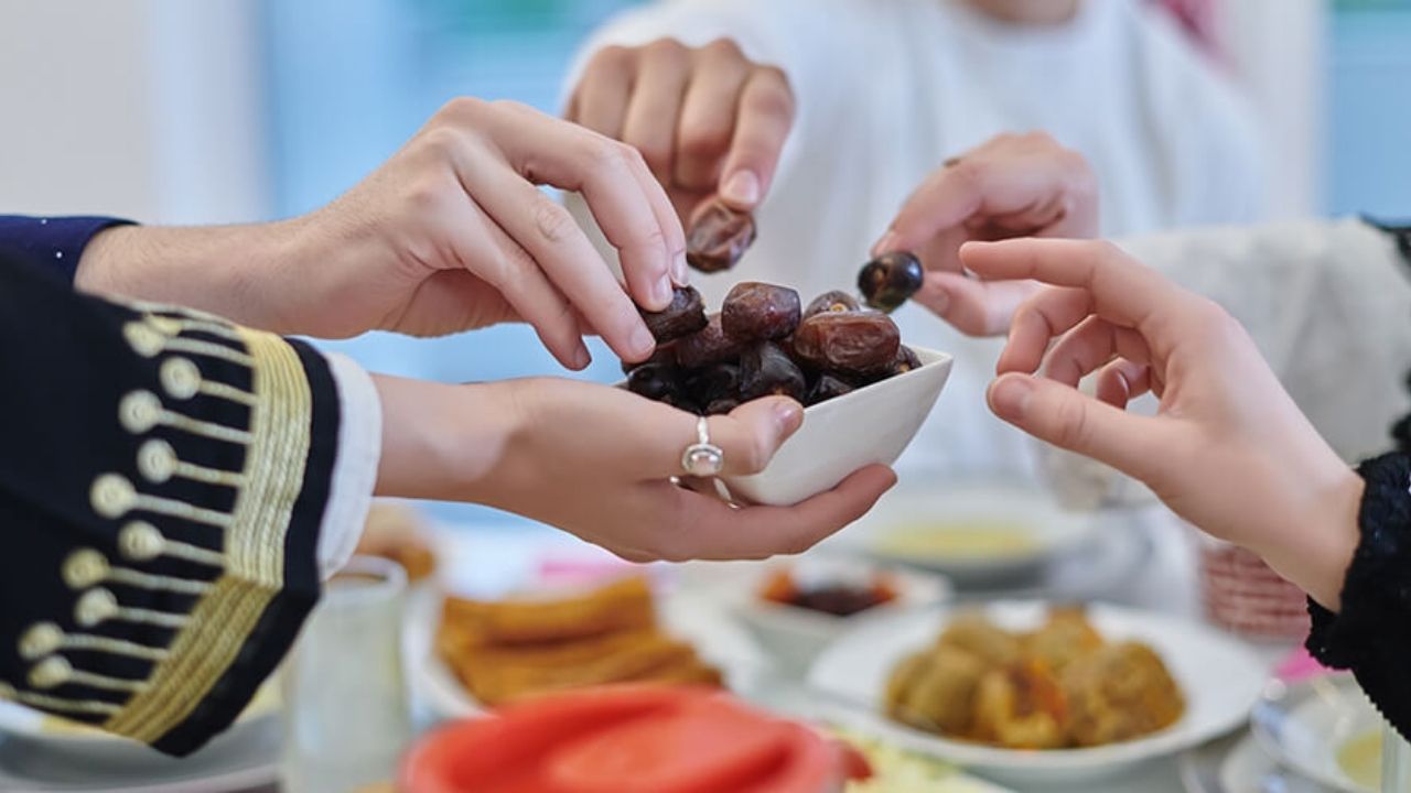 Oruç Nedir, Nasıl Tutulur ve Faydaları Nelerdir