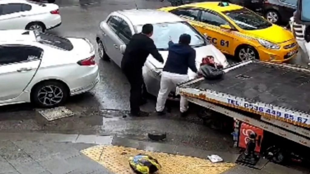 pendik'te trafik kavgasında yaralanan motokurye