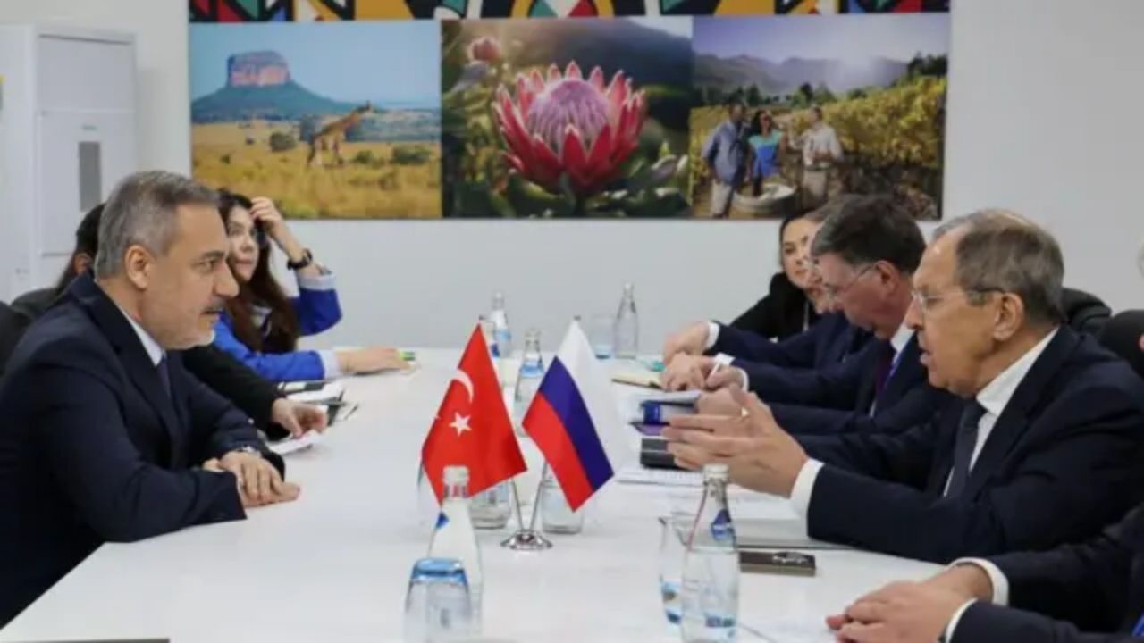 Sergey Lavrov, Ankara'da Rusya'nın savaşın sona ermesi için şartı ne