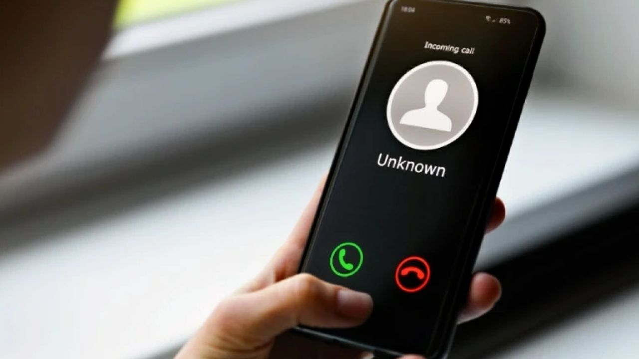 _Telefonla Konuşurken Gelen Aramayı Nasıl Görürsünüz