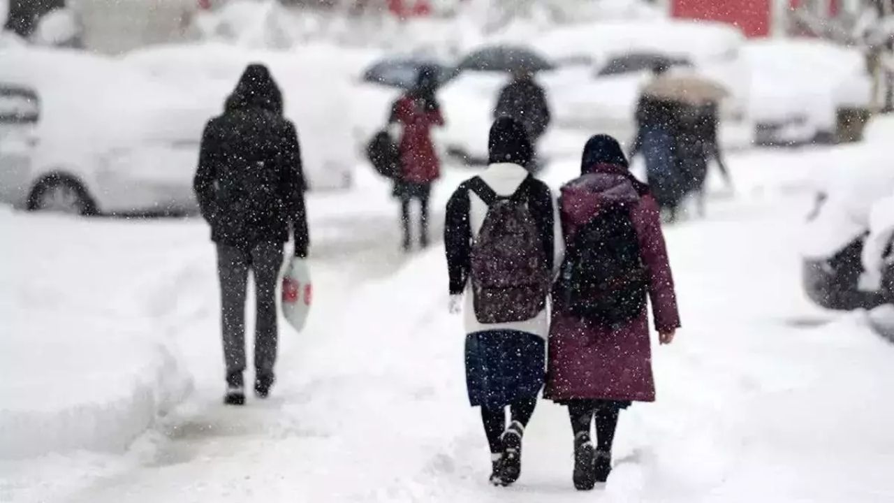_Trabzon'da Yarın Okullar Tatil mi