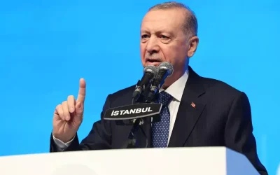 AK Parti’de büyük değişim: Yeni MKYK listesi açıklandı!