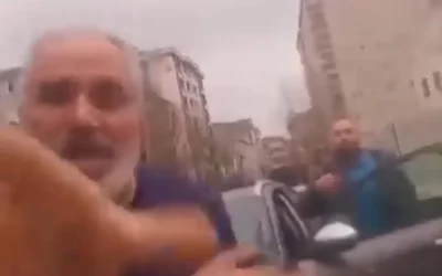 Bağcılar’da Trafikte Yol Verme Kavgası: ‘O Telefonu Kırarım’ Dedi, Çocuk Hıçkırarak Ağladı.