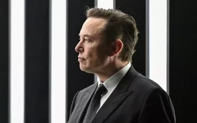 Elon Musk’ın ekibinde 21 kişi işten ayrıldı